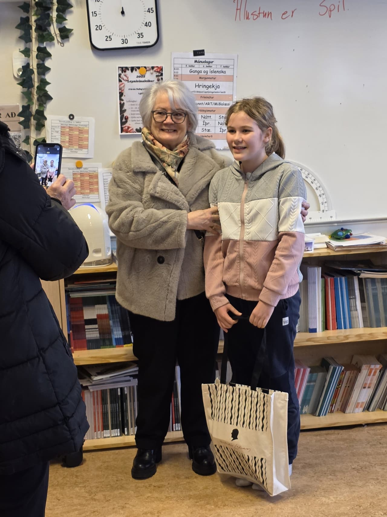 Sigurvegari í ljóðasamkeppni Júlíönu